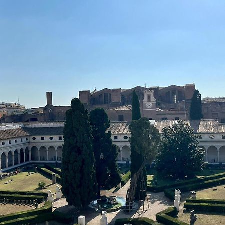 Camera X2 Con Splendida Vista Sulle Terme Di Diocleziano E Sul Chiostro Di Michelangelo Рим Екстериор снимка
